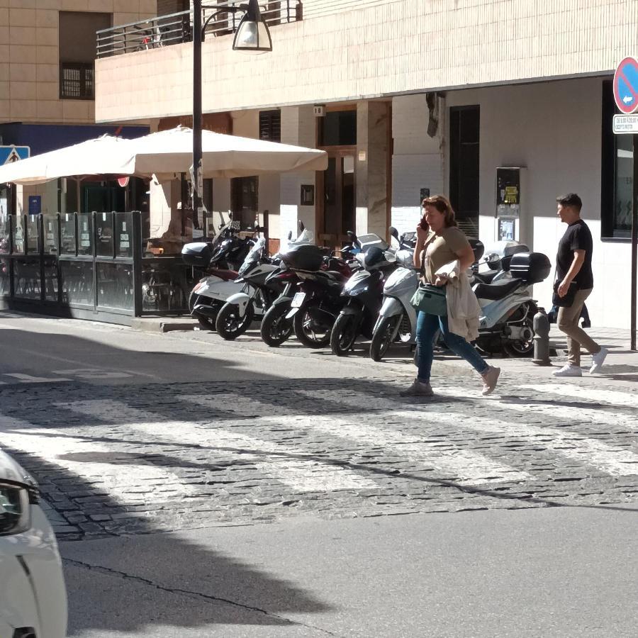 Piso En El Centro De Granada Con Garaje Incluido Gratis Daire Dış mekan fotoğraf